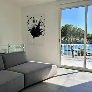 https://sunshine-luxury-apartment-ognina-catania.taorminaitalyhotels.com